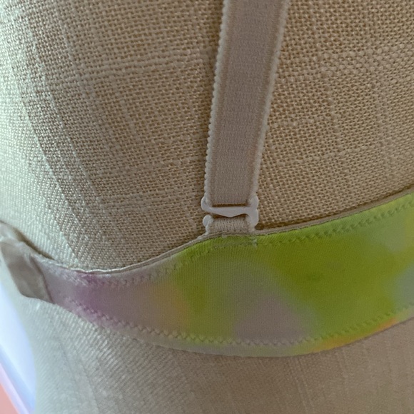 Pink Wear everywhere push up pigeonnant multi color - paint ๐จ bra size 34B - Picture 9 of 14